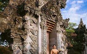 Puri Kantor Legacy - Heritage Palace
